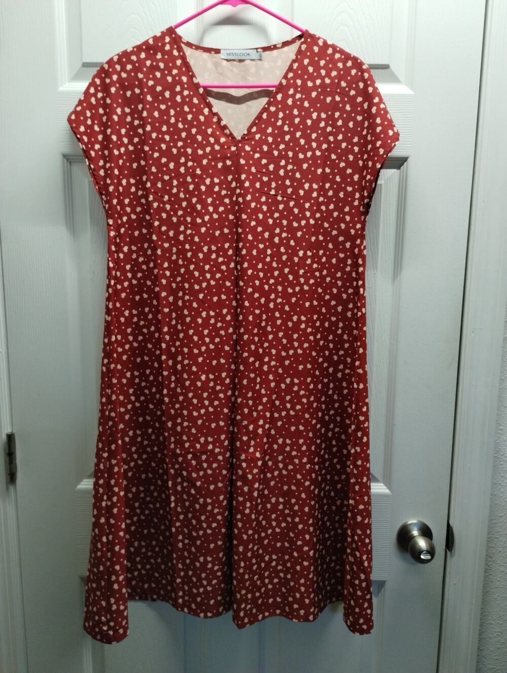 Misslook Women's Size Small Red Cap Sleeve Shift V-Neck Heart Print Dress